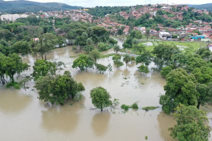 Alagamento devido as fortes chuvas na cidade de Betim, MG.