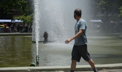 Temperaturas no RJ têm máxima de 40ºC nesta sexta (17); calor pode atingir os 42ºC no sábado (18)