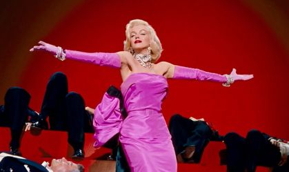Vestido icônico usado por Marilyn Monroe em filme quase não existiu