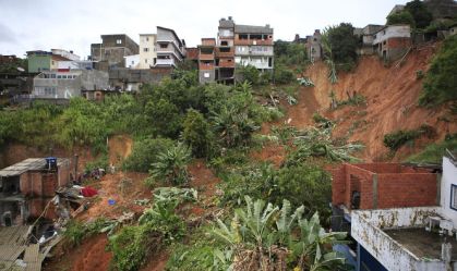 Transbordamento do rio Juqueri ajudou em alagamentos, diz Defesa Civil de Caieiras
