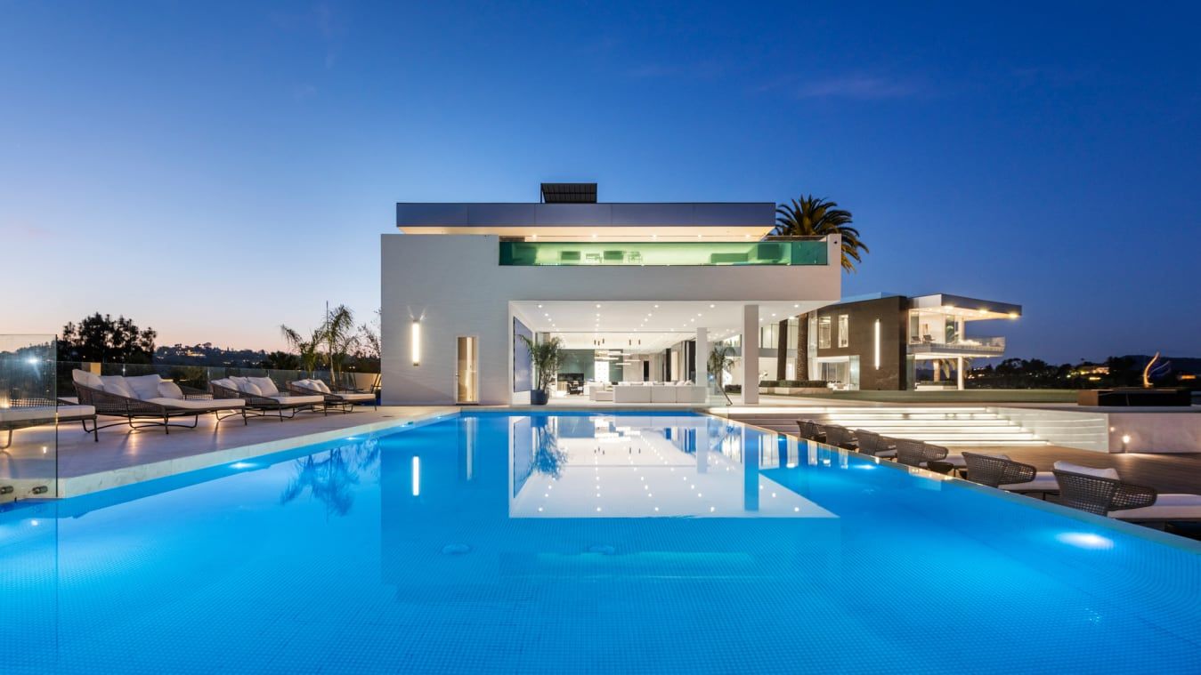 http___cdn.cnn.com_cnnnext_dam_assets_220104182858-06-most-expensive-home-los-angeles-auction