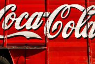 Coca-Cola decepciona em receita, mas tem lucro acima do esperado no 1º tri