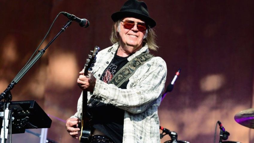 Neil Young em show no Hyde Park, em Londres / Gus Stewart/Redferns/Getty Images (12/7/2019)