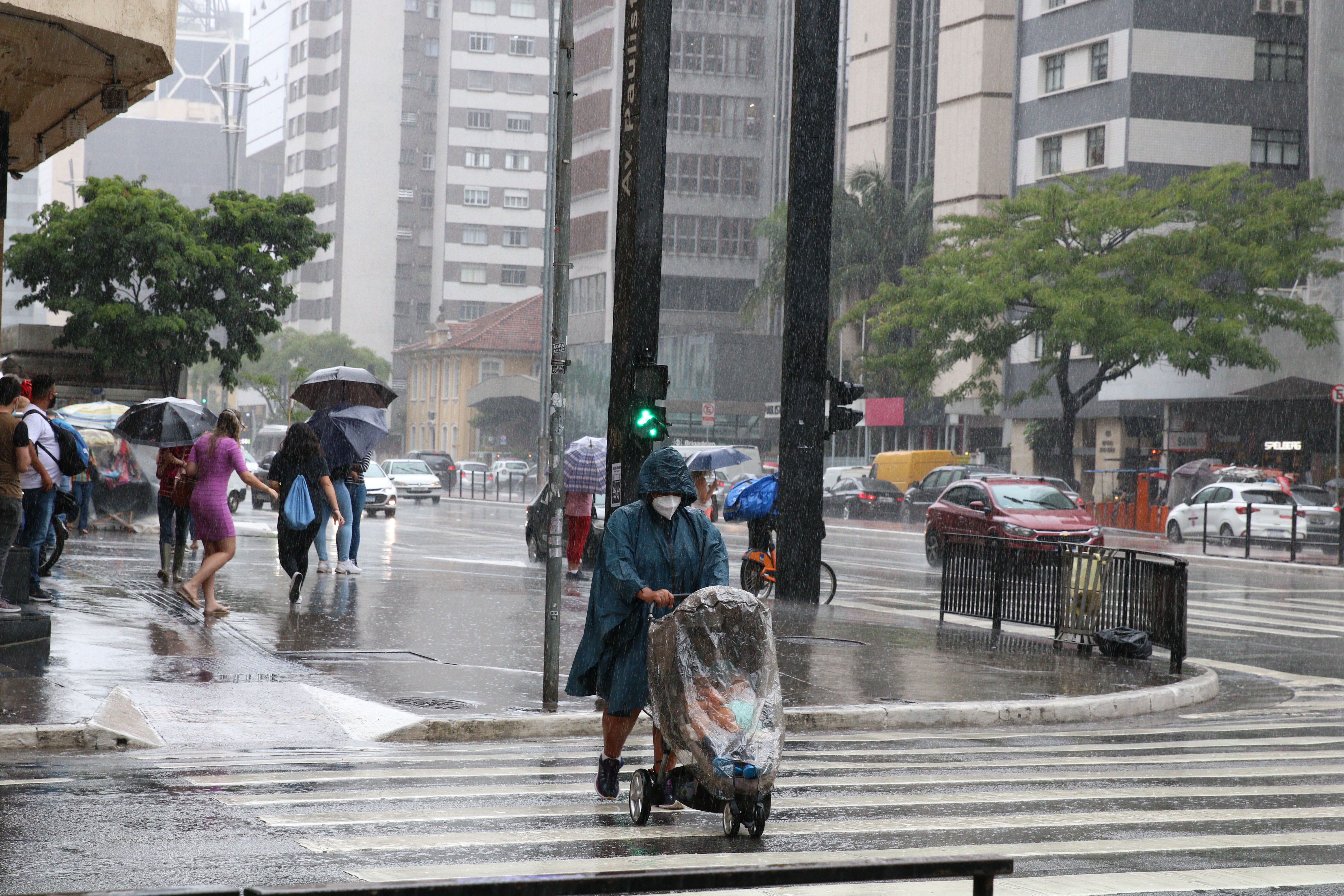 Chuva em São Paulo | verão | clima | tempo