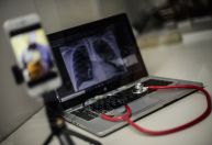 Governo sanciona lei que autoriza telemedicina no Brasil; veja regras da prática