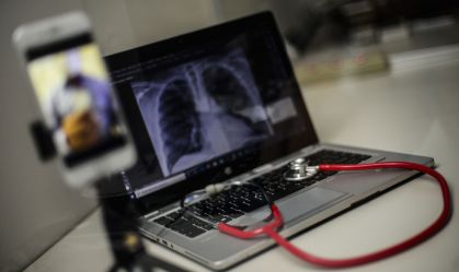 Governo sanciona lei que autoriza telemedicina no Brasil; veja regras da prática