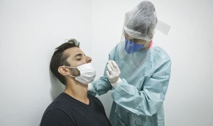 Quarentena de sete dias será adotada por 13 estados e o Distrito Federal