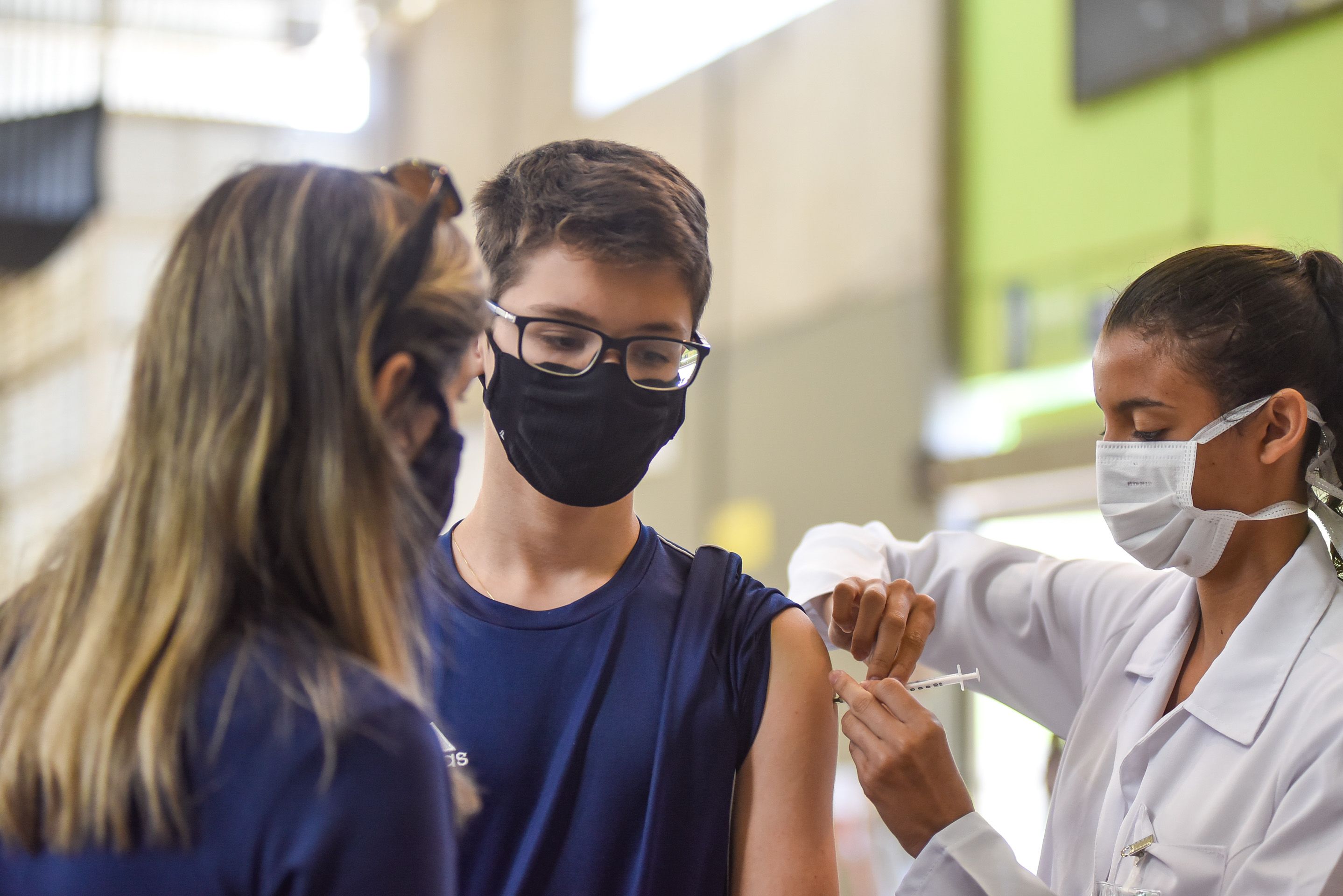 Vacinação de adolescente
