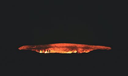 Portas do Inferno: presidente do Turcomenistão quer fechar cratera de Darvaza