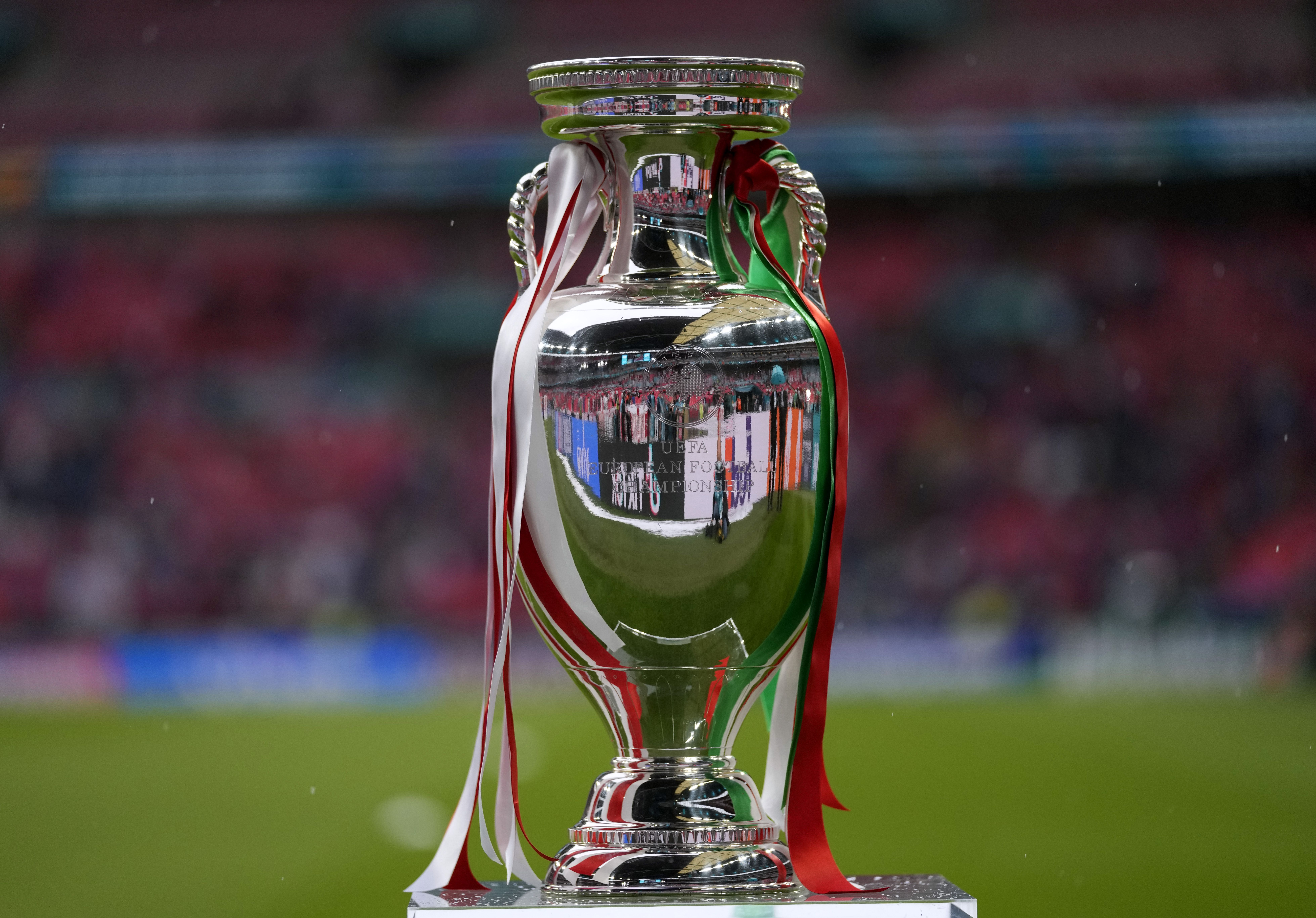 Troféu da Eurocopa 2020 antes da final entre Itália e Inglaterra