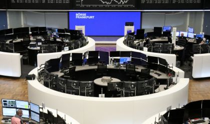 Bolsas da Europa sobem, com compra do Credit Suisse e comentários de Lagarde
