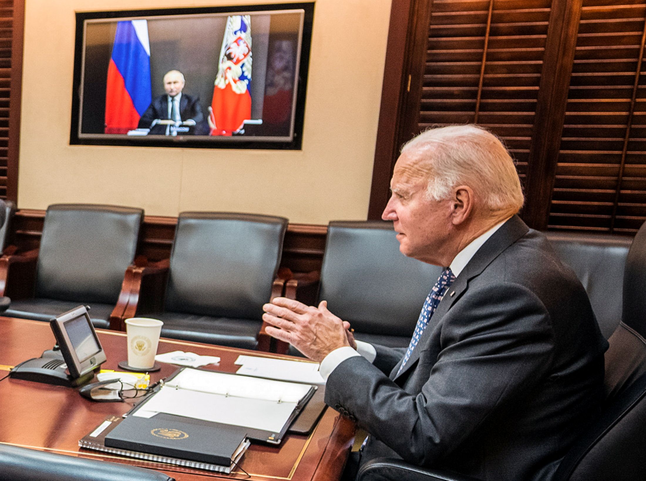 Biden e Putin tiveram uma teleconferência em dezembro