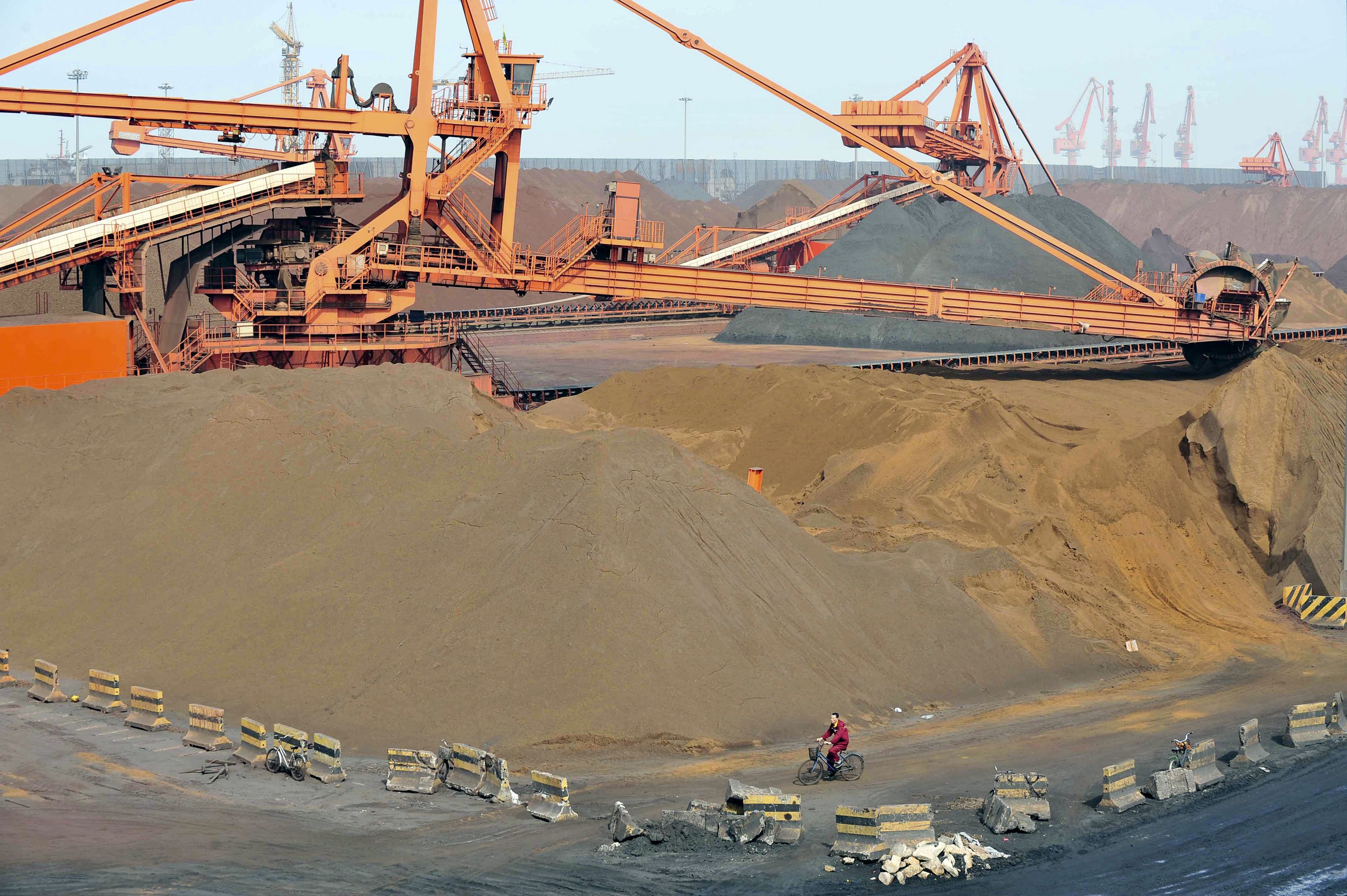 Estoques no porto de Yingkou