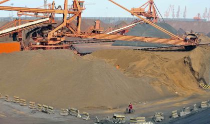 Minério de ferro encerra semana com maior queda em dois anos na China
