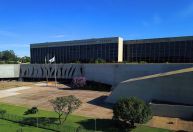 Taxa de conveniência é legal, mesmo para ingresso retirado na bilheteria, decide STJ