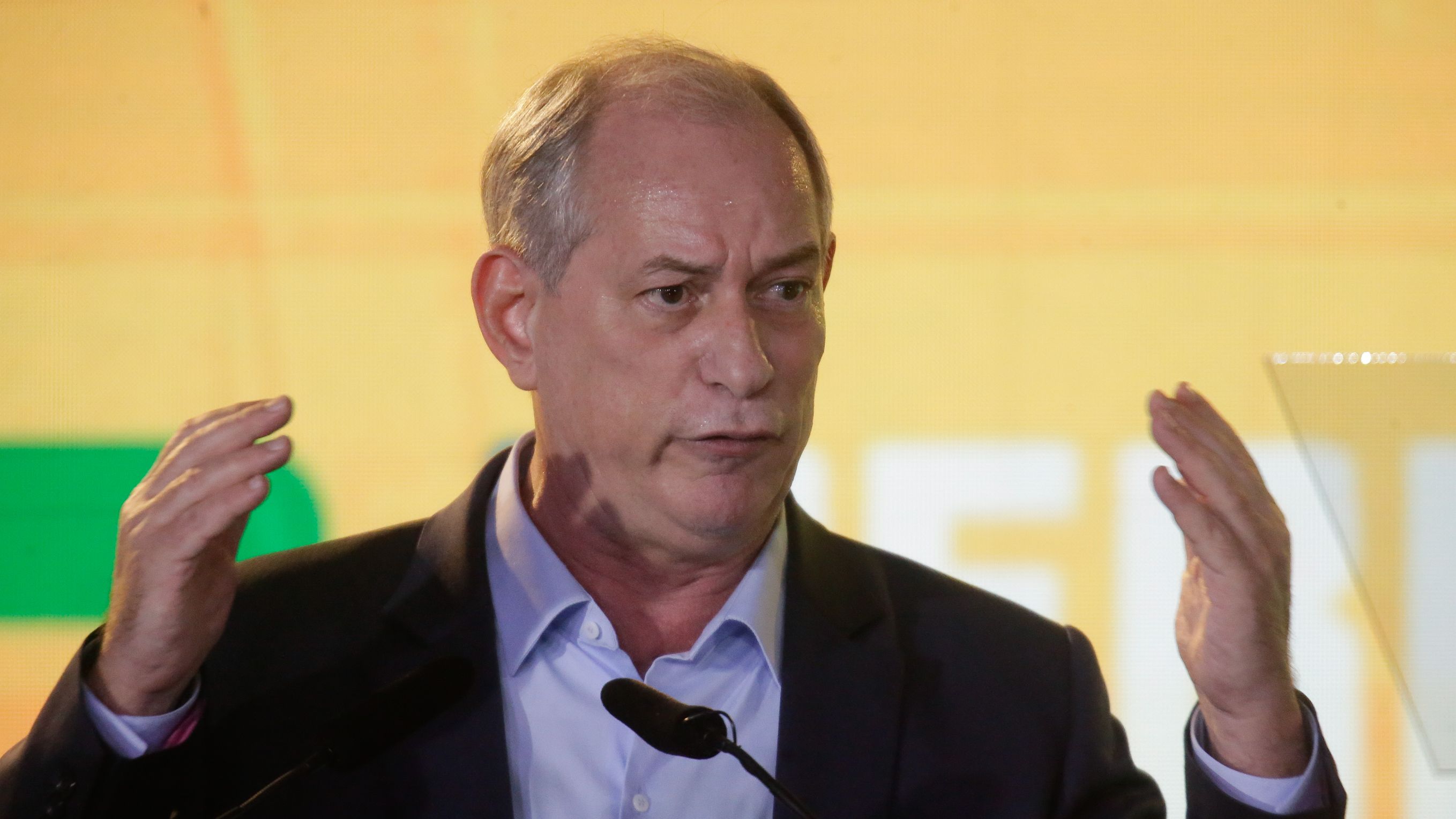 Ciro ataca Lula, Bolsonaro e Moro, promete acabar com o teto e reeleição
