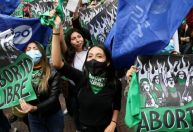 Colômbia descriminaliza aborto até a 24ª semana de gestação