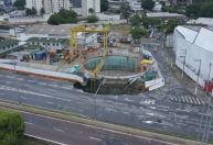 Obra do metrô desmorona em São Paulo e interdita Marginal Tietê
