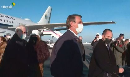 Bolsonaro chega à Rússia, mercado financeiro em alta e mais de 15 de fevereiro