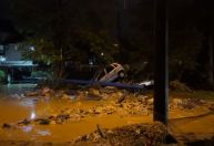 Chuvas em Petrópolis, encontro de Bolsonaro com Putin e mais de 16 de fevereiro