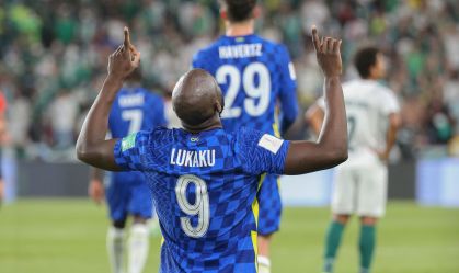 Chelsea volta a vender ingressos após aprovação do governo britânico