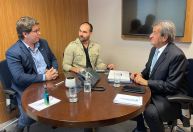 Eduardo Bolsonaro e Mario Frias se reúnem com Valdemar Costa Neto e confirmam filiação ao PL
