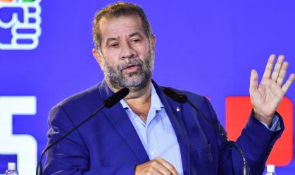 Processos em fila no INSS serão respondidos até dezembro, diz ministro à CNN