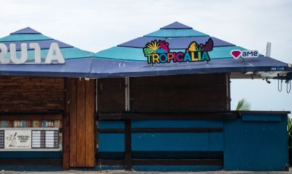 Frente do Quiosque Tropicália no posto 8 da Barra da Tijuca, na Zona Oeste do Rio, onde trabalhava o congolês Moises que foi morto, no Rio de Janeiro, RJ