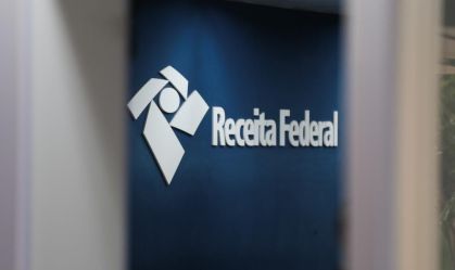 Servidores da Receita cobram bônus pendente de 2017 e atrasam dados de arrecadação