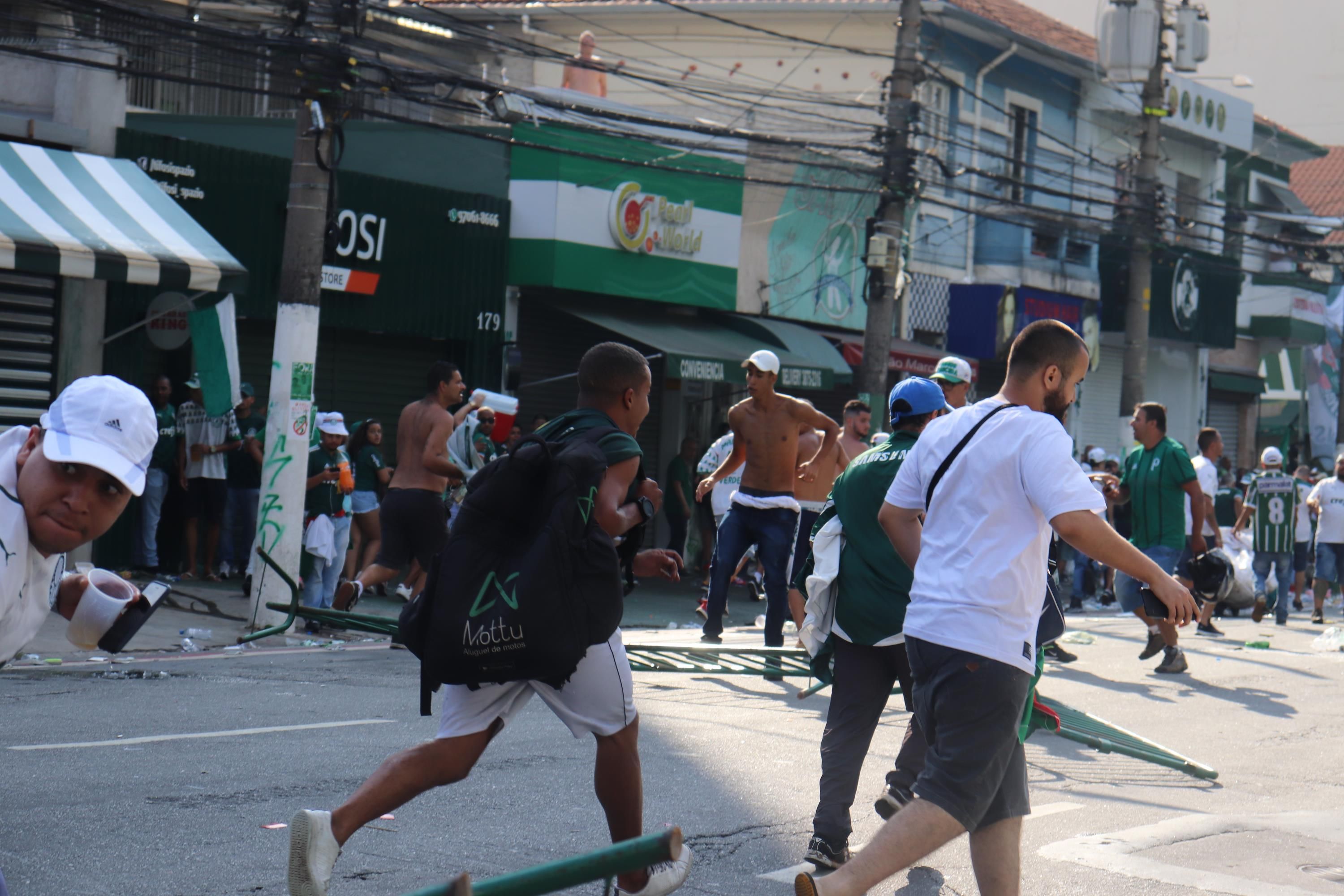 TORCIDA DO PALMEIRAS MUNDIAL DE CLUBES CONFLITO COM A POLICIA