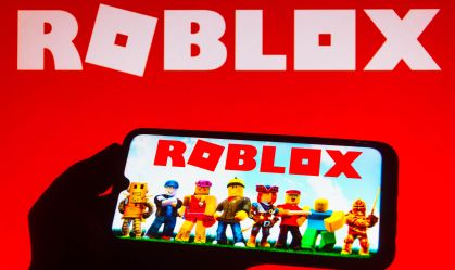 O que é Roblox? Plataforma é processada por exploração infantil sexual