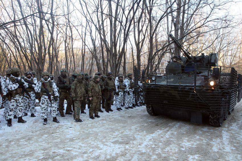 Exercício militar contou com tanques e tropas na região / Volodymyr Tarasov/ Ukrinform/Future Publishing via Getty Images