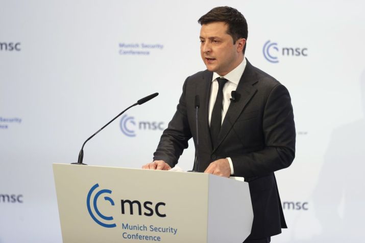 Volodymyr Zelensky, presidente da Ucrânia, na conferência de Segurança de Munique, na Alemanha, neste sábado (19) / Getty Images