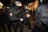 Dois oligarcas russos pedem fim da guerra de Putin