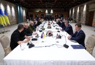 Em encontro na Turquia, Rússia e Ucrânia apresentam novas condições para acordo