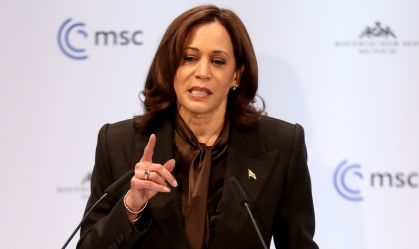 Kamala Harris pode representar governo dos EUA em posse de Lula