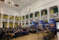 Ucranianas estudam preparação para crises e capacidade de autodefesa em Kiev