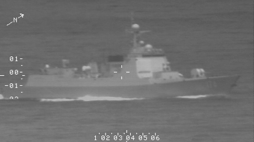 Imagem de navio chinês acusado de apontar laser para a aeronave australiana / Força Aérea Australiana