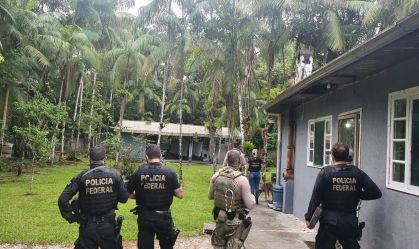 PF faz operação contra organização acusada de lavar R$ 4 bilhões ligados ao tráfico