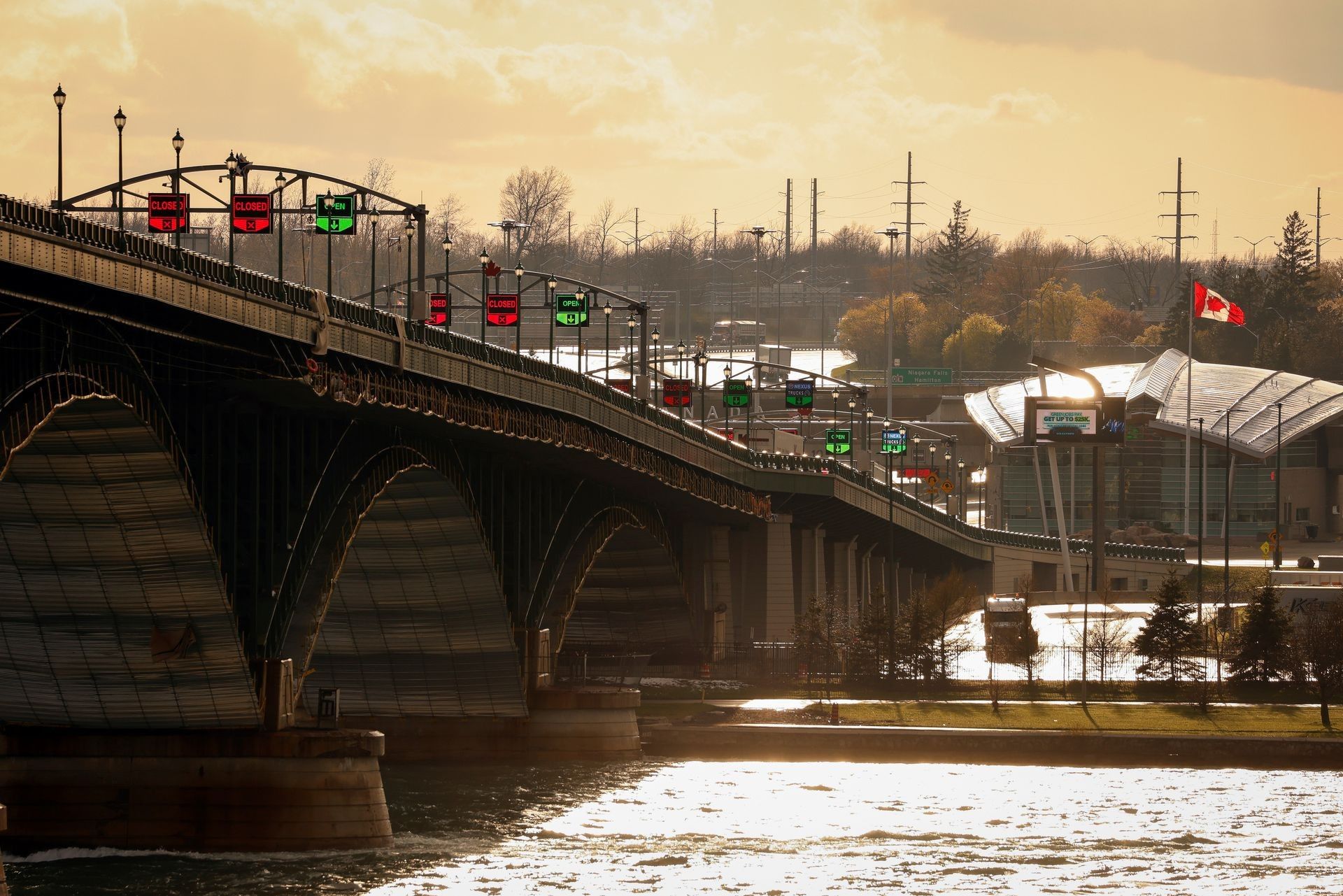 Ponte Liberdade Ontario Canadá