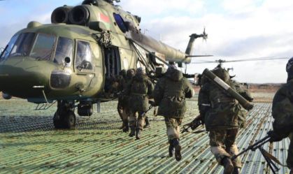Rússia cercou Ucrânia por três lados; veja como invasão pode acontecer