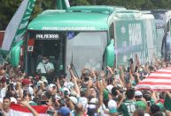 Com festa da torcida, Palmeiras embarca para disputar Mundial nos Emirados Árabes