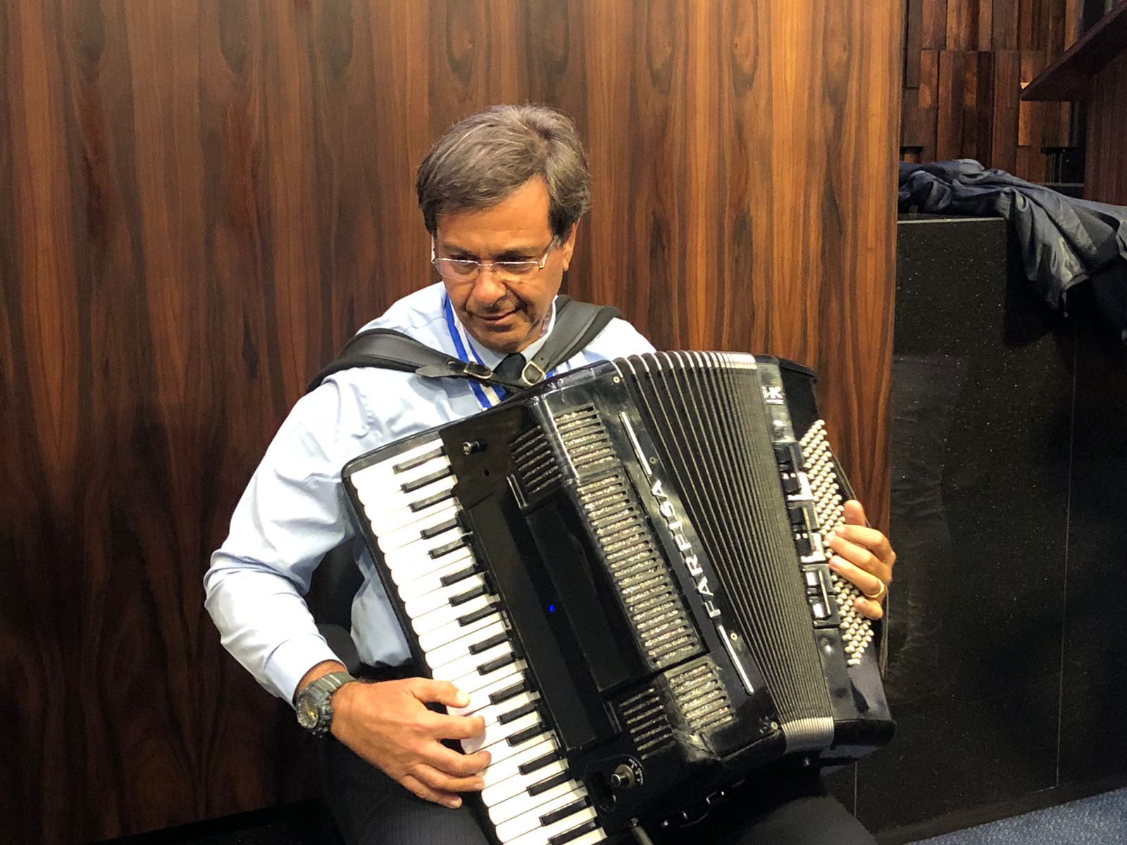 Imagem de destaque do post: Lula exonera ex-ministro de Bolsonaro da presidência da Embratur e nomeia Freixo