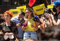“Mensagem que está sendo dada é que esses crimes não podem ser denunciados”, diz Thelma Fardin