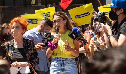 “Mensagem que está sendo dada é que esses crimes não podem ser denunciados”, diz Thelma Fardin