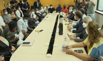 Integrantes das Comissões de Direitos Humanos da Câmara dos Deputados e do Senado se reúnem com familiares de Moïse Kabagambe