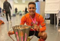 Jogadores brasileiros na Ucrânia tentam voltar ao Brasil após bombardeios russos