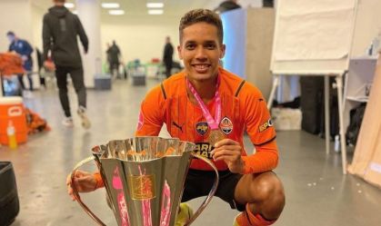 Jogadores brasileiros na Ucrânia tentam voltar ao Brasil após bombardeios russos