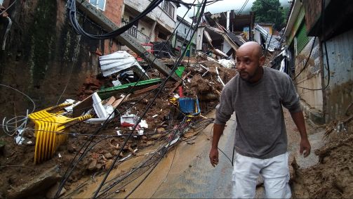 Chuvas deixam mortos e destruição em Petrópolis, cidade fundada por Dom Pedro 2º