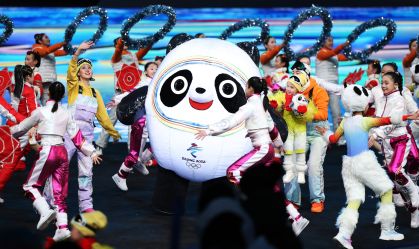 Mascote da Pequim 2022 perde popularidade após fãs se decepcionarem com sua voz